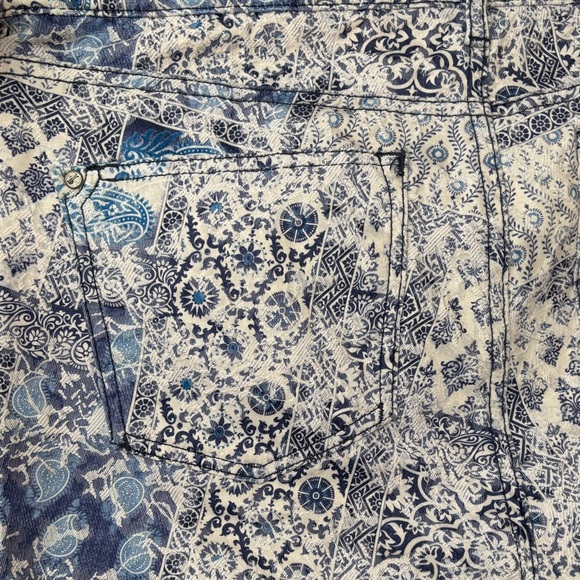 Anthropologie Blue Patchwork Print High Rise Jeans Chic Statement Pants - Picture 11 of 14